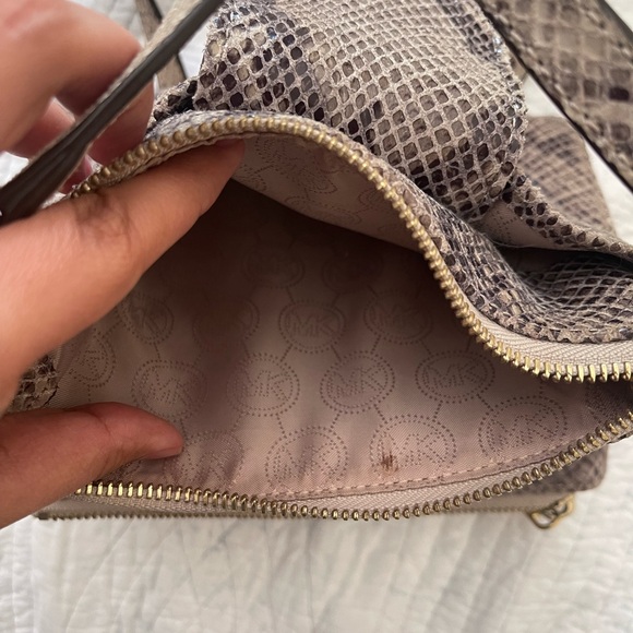 Michael Kors Snakeskin Texture Crossbody Double Pouch - Picture 9 of 14